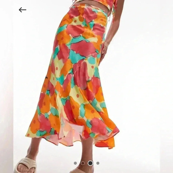 Bright Floral Topshop midi length skirt, size US6 - Picture 1 of 7